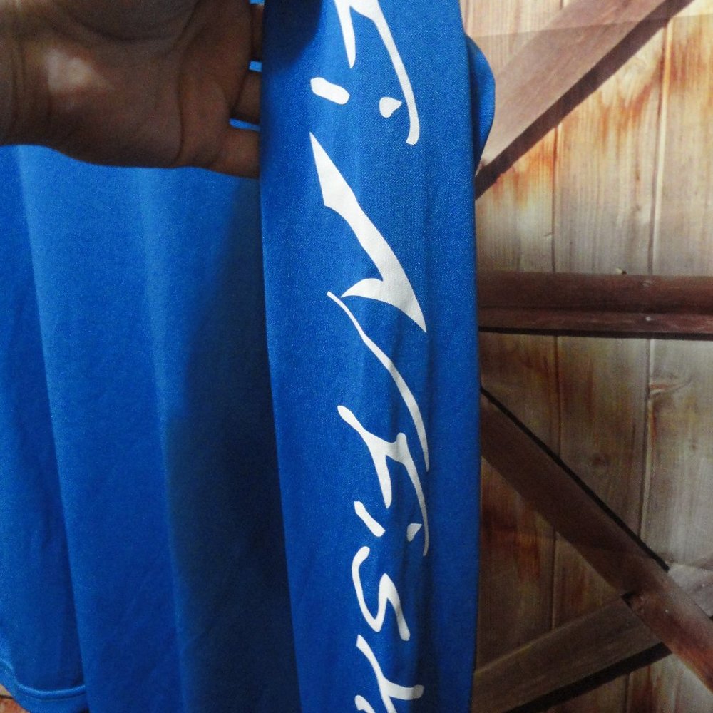 Martha’s Vineyard Vapor apparel Fin FIsh Spell out sleeve Fishing shirt~… - Picture 2 of 4